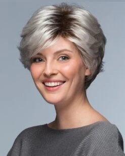 True | Synthetic Wig By Estetica