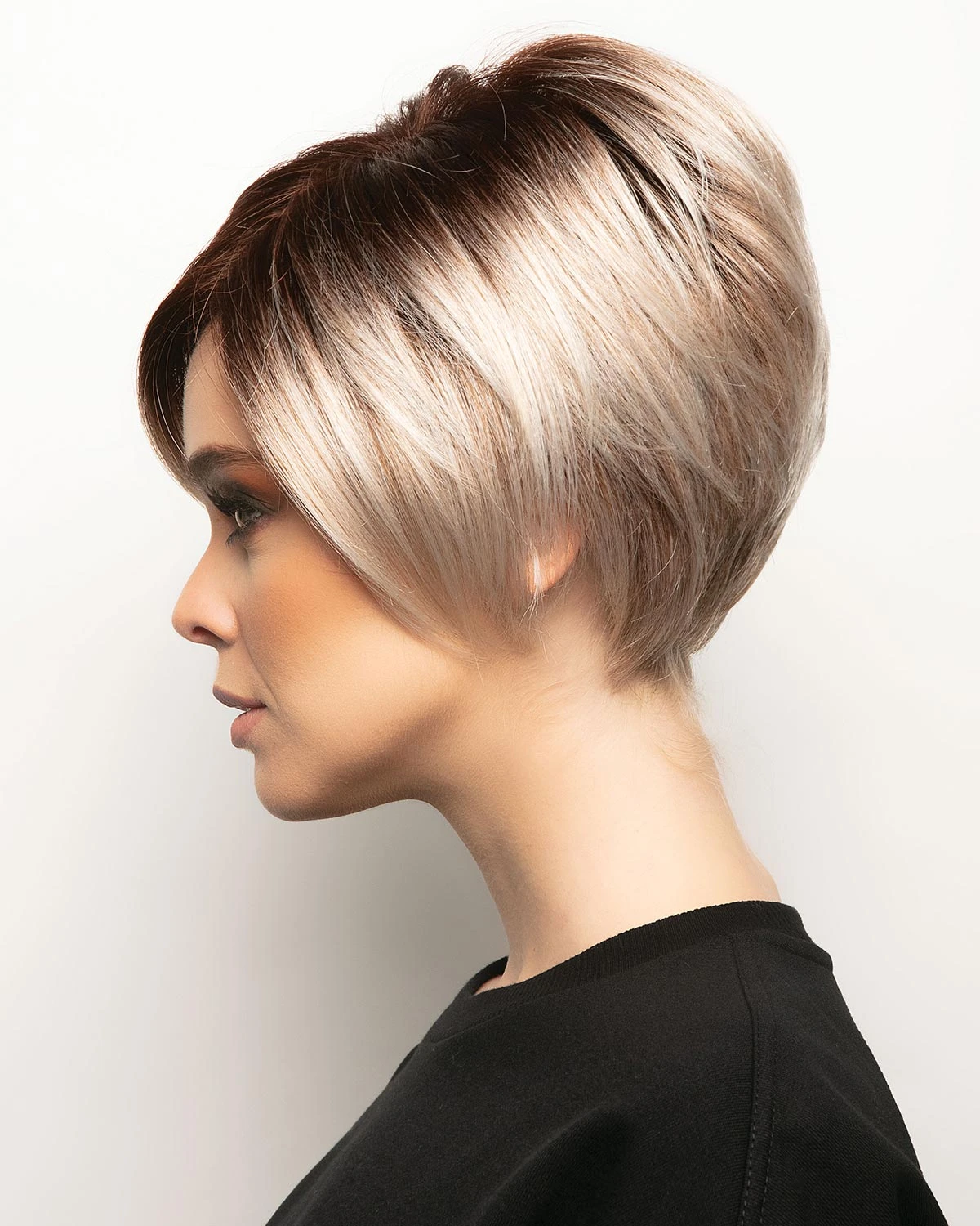 Shane | Lace Front & Monofilament Part Synthetic Wig By Rene Of Paris - Image 2